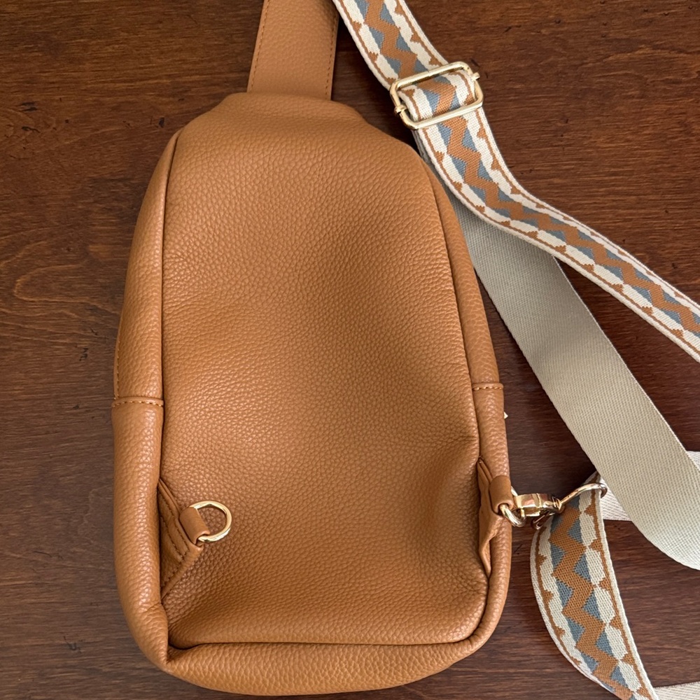 ah-dorned Women's Tan Crossbody Sling Bag Crossbody with Patterned Strap EUC - Picture 8 of 15